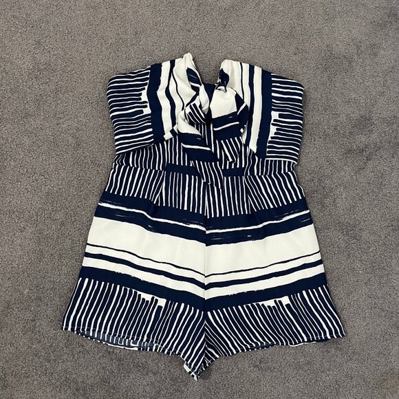 Lulus | Strapless Structured Tie Front Blue and White Romper, size L - Picture 3 of 9